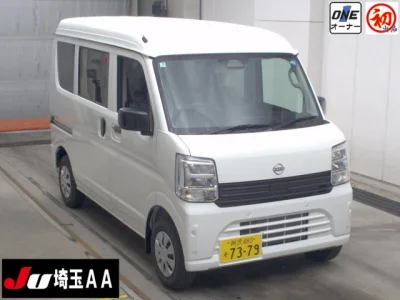 NISSAN CLIPPER VAN