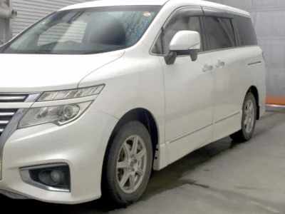 NISSAN ELGRAND