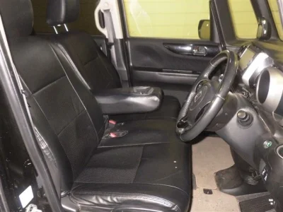 Honda N-Box+