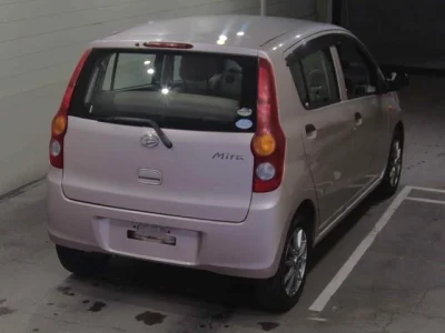 Daihatsu Mira