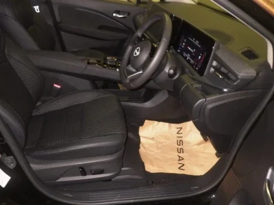 NISSAN AURA