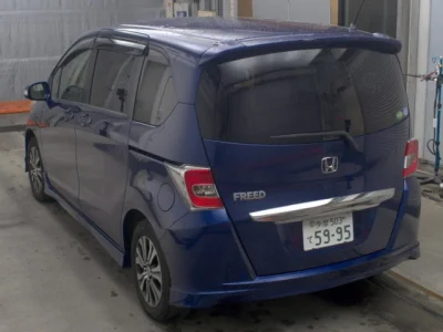 HONDA FREED