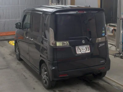 Suzuki Spacia