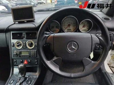 MERCEDES BENZ SLK