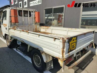 MITSUBISHI CANTER