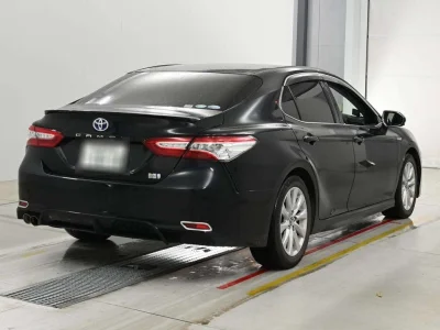 TOYOTA CAMRY
