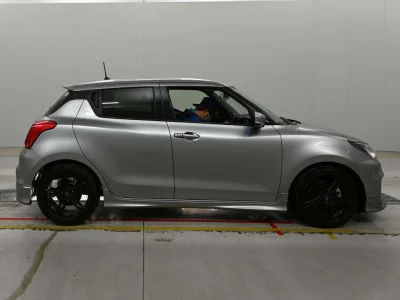 SUZUKI SWIFT SPORTS