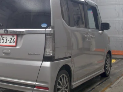 Honda N-Box+