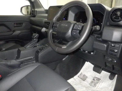 TOYOTA LAND CRUISER FJ