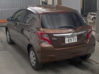 TOYOTA VITZ