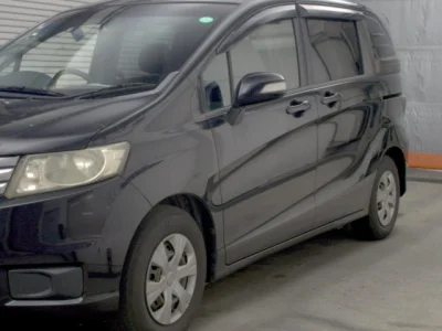 Honda Freed Spike