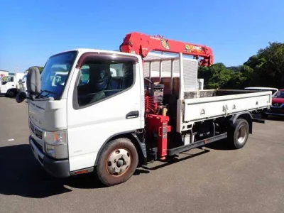 MITSUBISHI CANTER