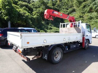 MITSUBISHI CANTER