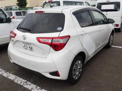 TOYOTA VITZ