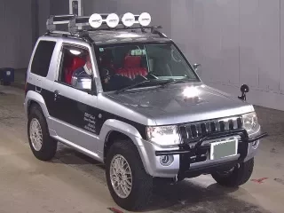MITSUBISHI PAJERO MINI