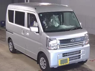 NISSAN CLIPPER VAN