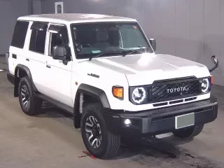 TOYOTA LAND CRUISER