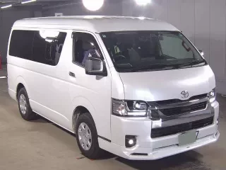 TOYOTA HIACE