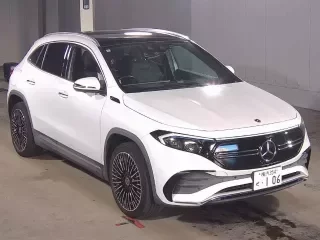 MERCEDES BENZ EQA
