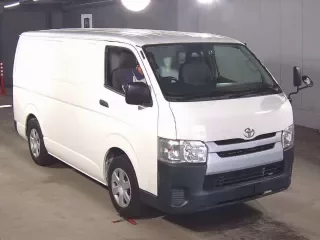 TOYOTA REGIUS VAN
