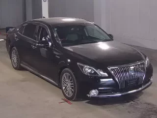 TOYOTA CROWN MAJESTA