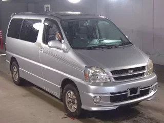 TOYOTA TOURING HIACE