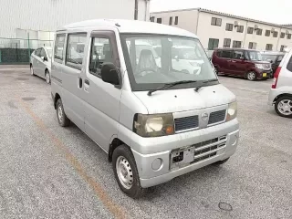 NISSAN CLIPPER VAN