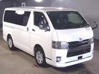 TOYOTA REGIUS VAN