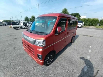 TOYOTA PIXIS VAN