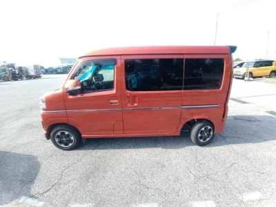 TOYOTA PIXIS VAN