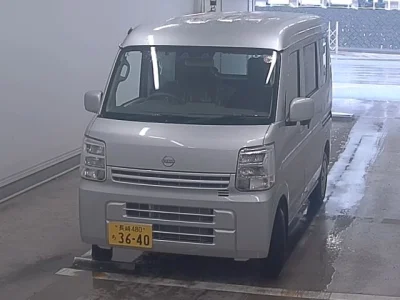 NISSAN CLIPPER VAN