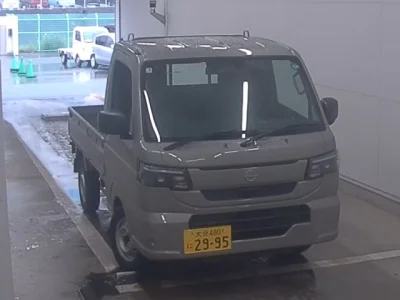 NISSAN CLIPPER TRUCK