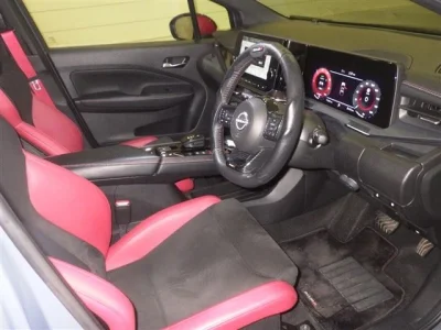 NISSAN AURA