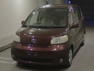 TOYOTA PORTE