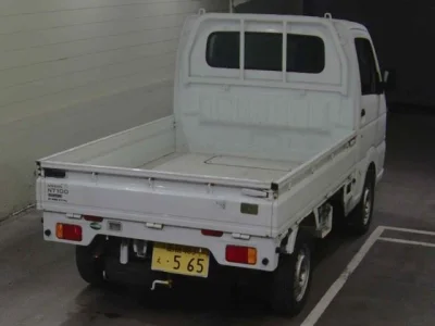 NISSAN CLIPPER TRUCK
