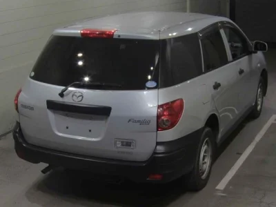 MAZDA FAMILIA VAN