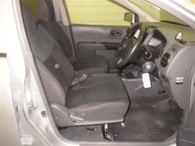 MAZDA FAMILIA VAN