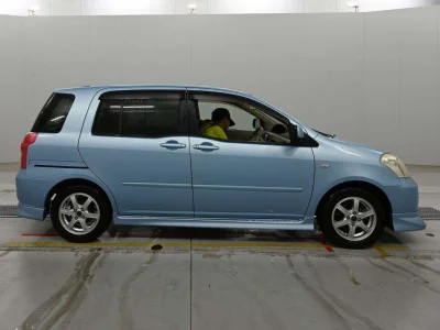 Toyota Raum