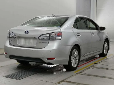 Lexus HS250h
