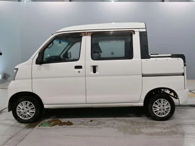 Daihatsu Hijet Deck Van