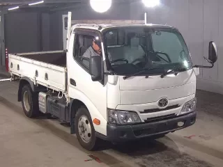 TOYOTA DYNA