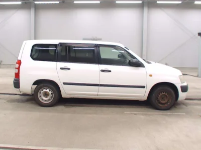 Toyota Succeed