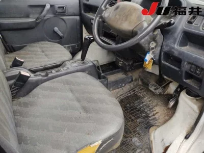 Mazda Scrum Truck
