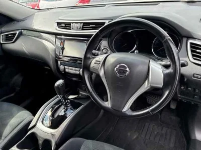 NISSAN X-TRAIL 3