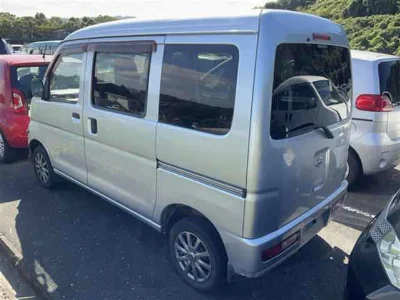 DAIHATSU HIJET VAN 2