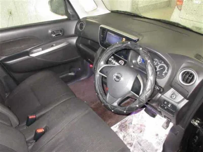 NISSAN DAYZ ROOX 4