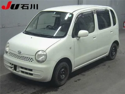 DAIHATSU MOVE LATTE