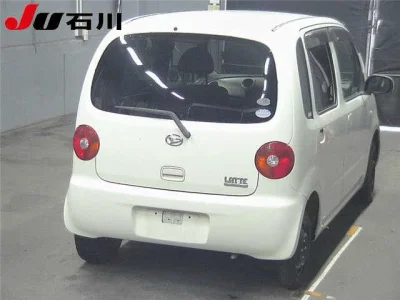 DAIHATSU MOVE LATTE