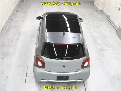 SMART FOURFOUR