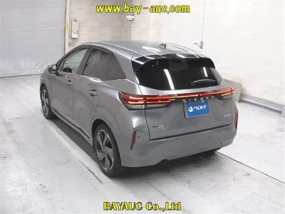 NISSAN AURA